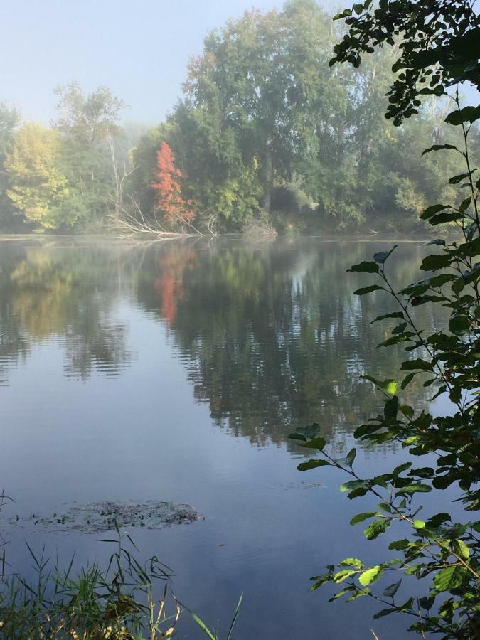 ホテル Le Moulin Du Bourg Epeigne-les-Bois エクステリア 写真