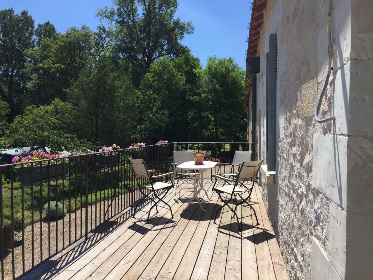 ホテル Le Moulin Du Bourg Epeigne-les-Bois エクステリア 写真